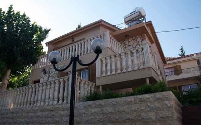 Kotzias Hotel Apartments