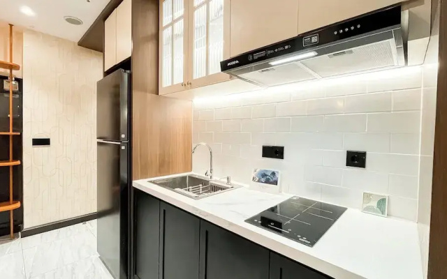 Stylish And Modern 2Br At Apartment Collins Boulevard