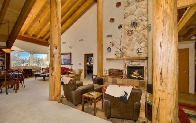 Downtown Penthouse 4 Bedroom Condo