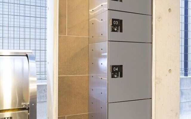 B2  Maison Philippe Shitaya 202