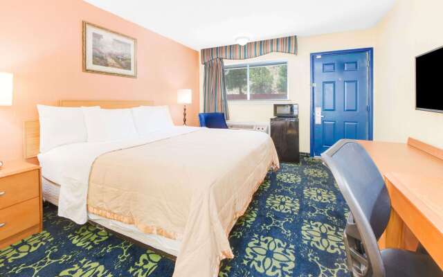 Travelodge by Wyndham Ruidoso
