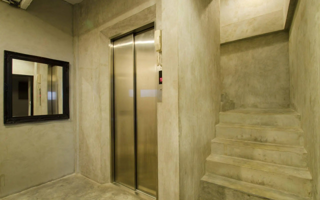 DI Place Hotel