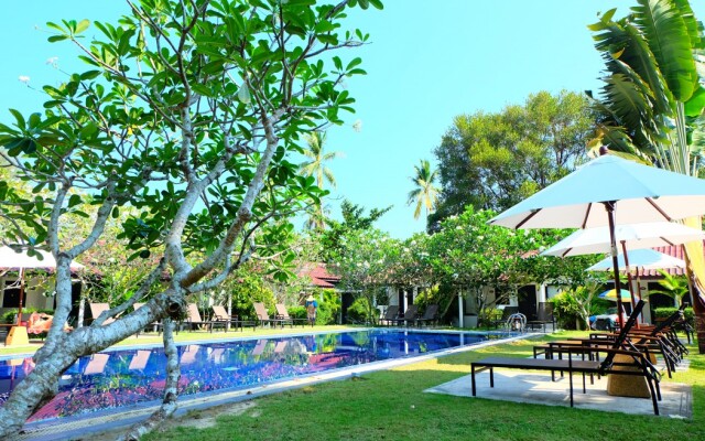 Nai Yang Beach Resort & Spa