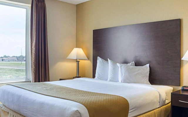 Quality Inn & Suites Minot North