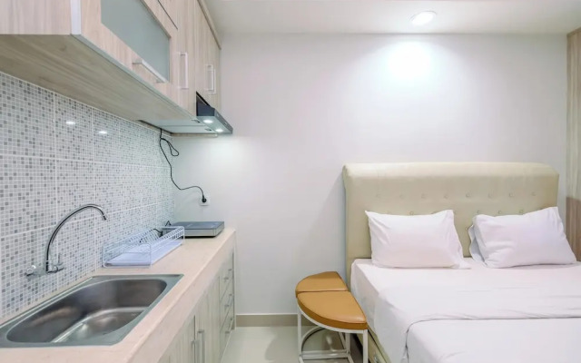 Modern Look And Comfortable Studio Evenciio Margonda Apartment