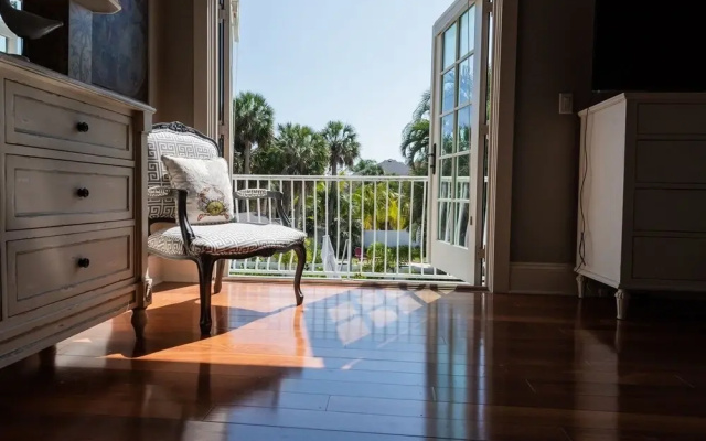 215 Spring Avenue 5 Bedroom Home by RedAwning