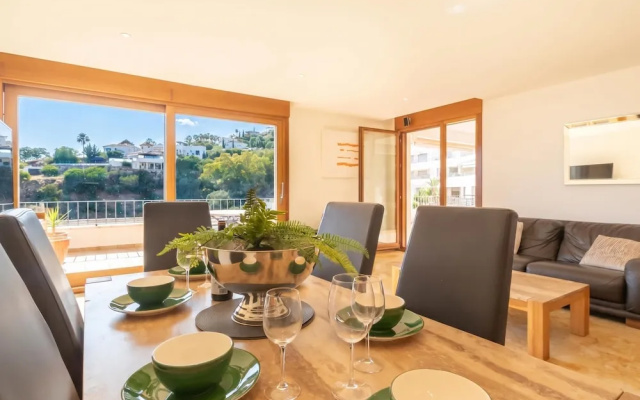 Marbella Mountain With sea View and Pool
