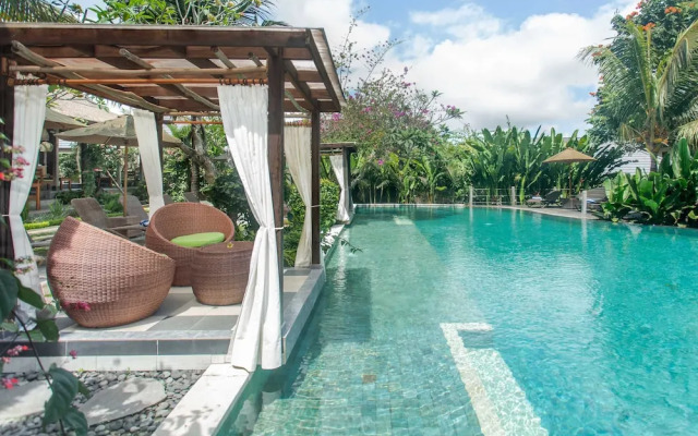 Manah Shanti Suites