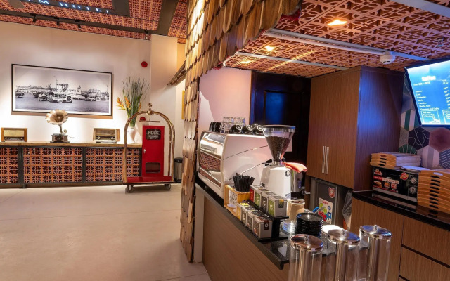 Sky Gem Central Hotel