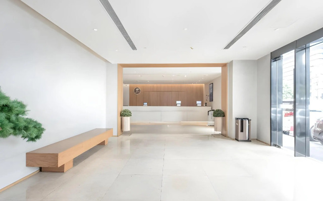 Ji Hotel (Hangzhou Wulin Square, Wenhui Mansion)