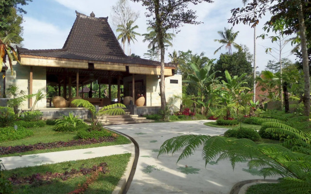 Senetan Villa and Spa Resort