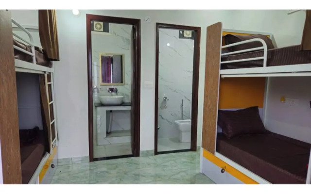 Camel S Backpackers Hostel