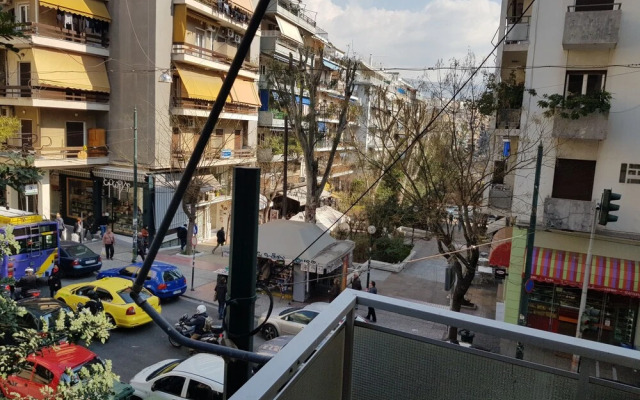 Koukaki Urban Apt At Drakou Pedestrian
