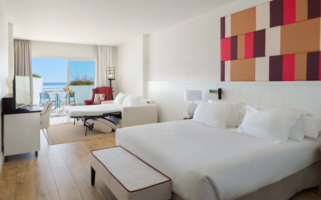 Отель H10 Estepona Palace