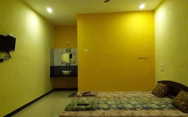 Aashirwad Paying Guest House
