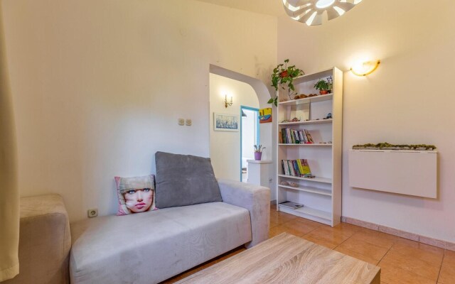 Nice Apartment in Premantura With Wifi and 2 Bedrooms