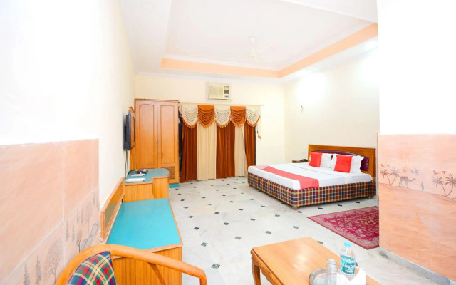 Hotel Le Kingston by OYO Rooms