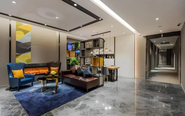 Home Inn Selected (Shanghai Lujiazui, Expo Center)