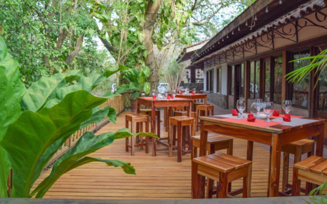 Hacienda La Pacífica Eco-Lodge