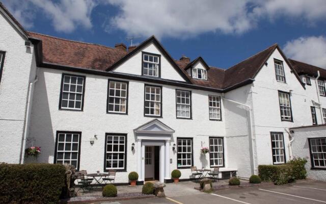 Evesham Hotel