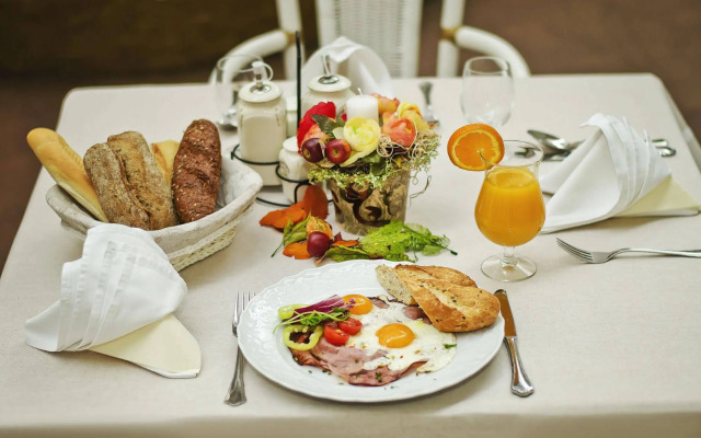 GOLDEN ROYAL Boutique hotel & Spa