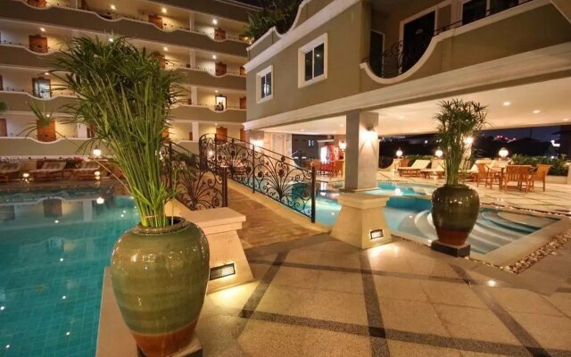 LK Royal Suite Pattaya