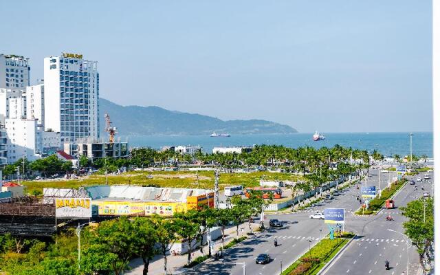 Century Hotel Danang
