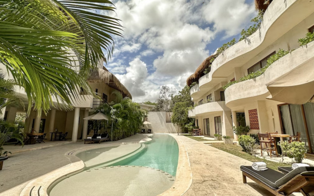 Niwa Tulum Luxury Suites