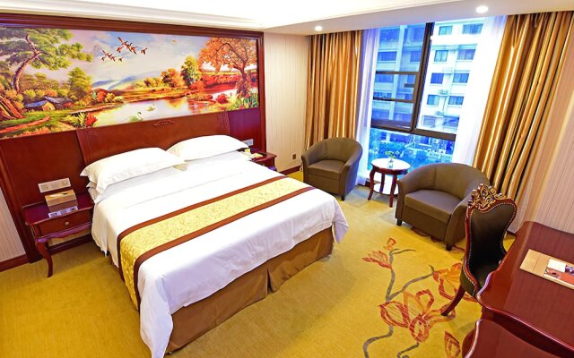 Vienna Hotel Shanghai PVG Heqing