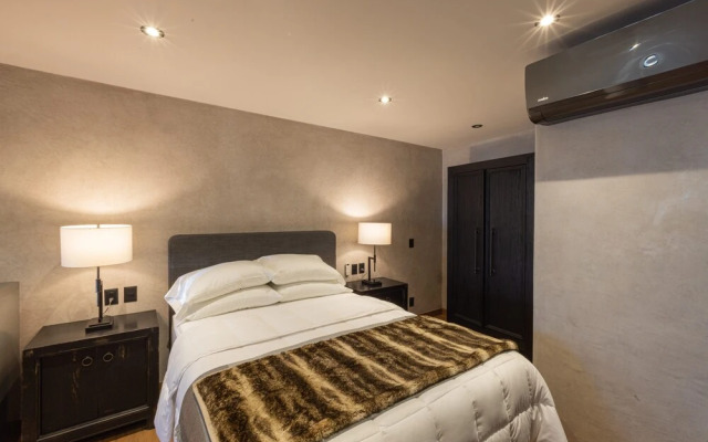 Designer 3-Story Home in San Miguel