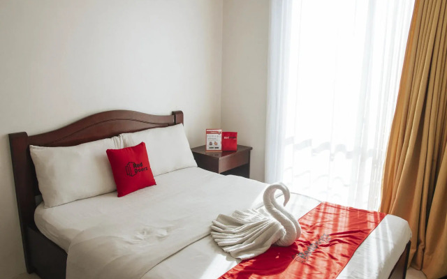 RedDoorz @ Palanan Makati