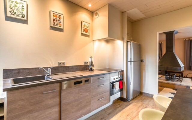 Cozy Holiday Home in Saint-Denis with Swimming Pool