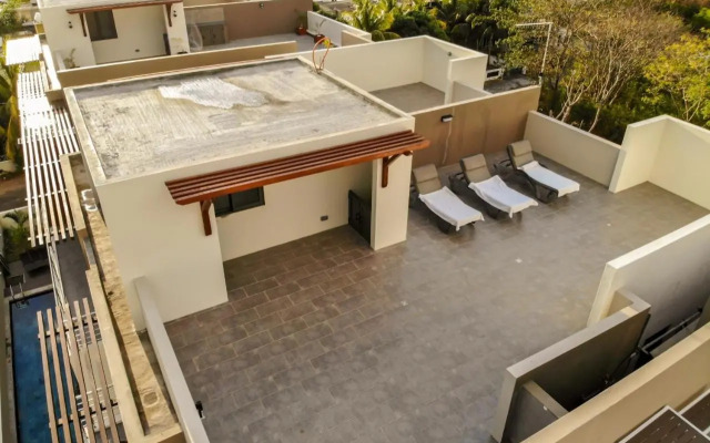 NEW LUXURY 2 Bedroom RoofTop apartment by the beach