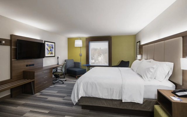 Holiday Inn Express & Suites Saskatoon by IHG