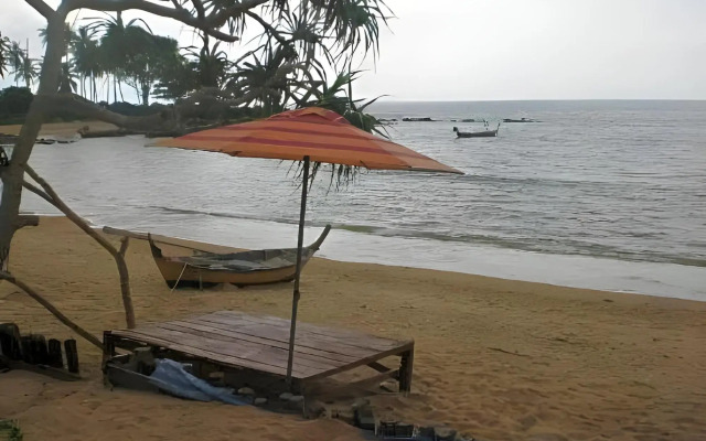 Andaman Bay Bungalow