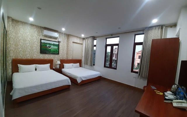 Luxury Airport Hotel & Spa