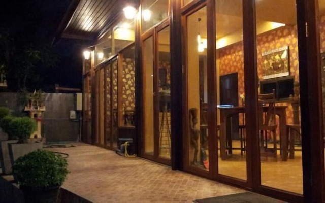 Teeraya Boutique Guesthouse - Hostel