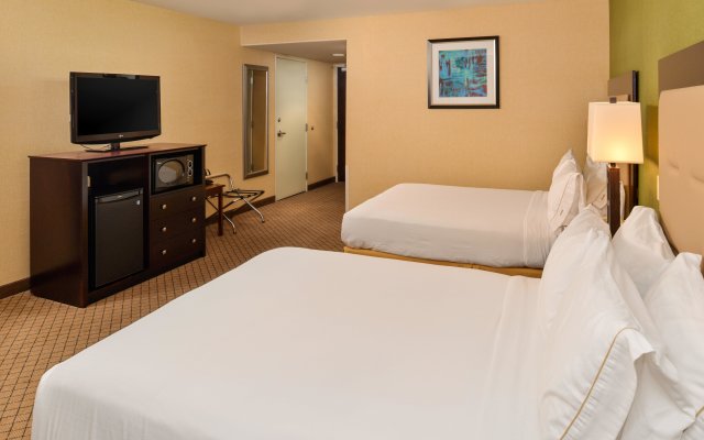 Holiday Inn Express Sacramento Airport Woodland, an IHG Hotel