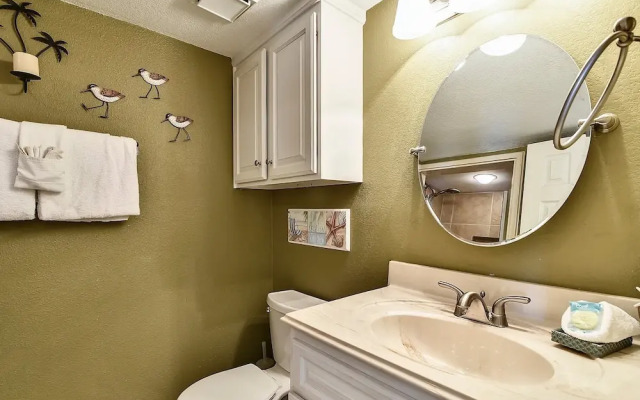 Seascape 1209 2 Bedroom Condo by RedAwning