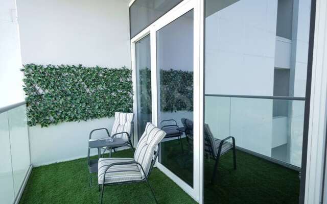 Mh - 1 Bhk Canal View- Ref2512