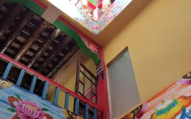 Yading Totem Boutique Inn
