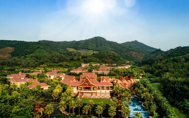 Sanya Ocean Sonic Banling Hotspring Resort