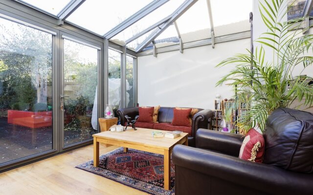 Veeve - Parliament Hill Townhouse