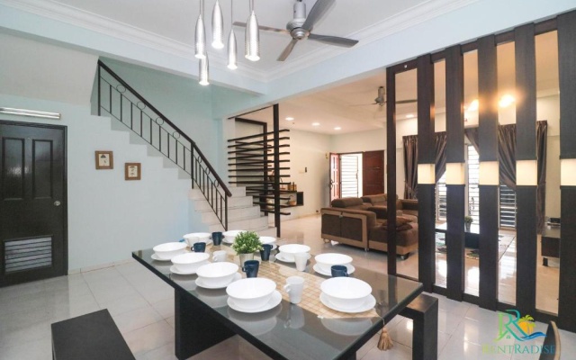 Century Garden Double Storey House BBQ/Mahjong/PoolTable by UHA – Restaurant – Johor Bahru