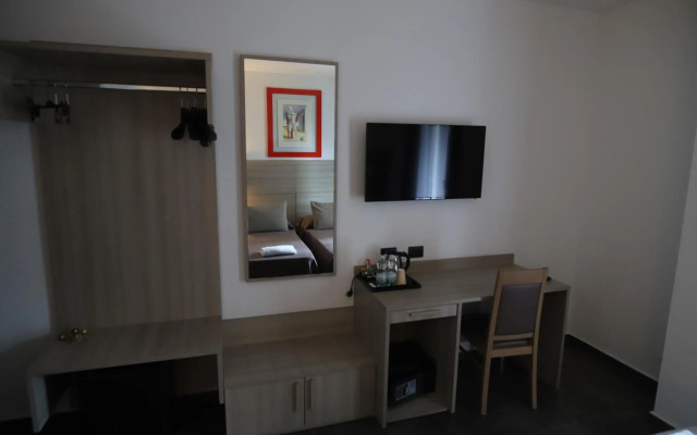 Hotel Tiby