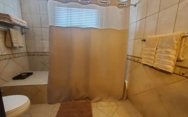 EliMar Bay View Apt