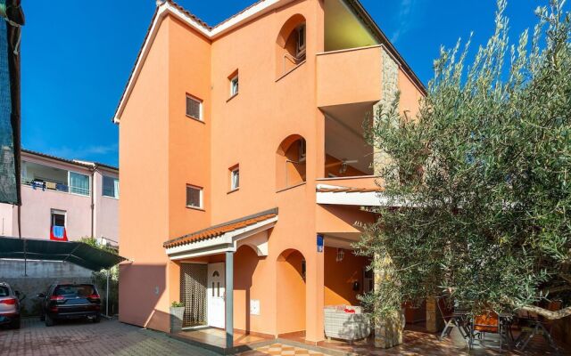 Stunning Home in Krk With Wifi and 2 Bedrooms