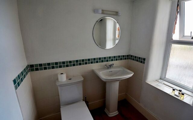 The Ivy House B and B