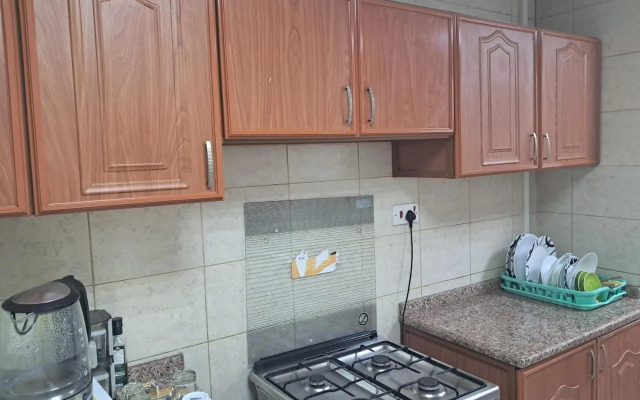 Top House Hostel