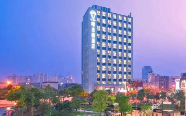 X Hotel Shuguang Atour, Shanghai Wuxu Cruise Terminal